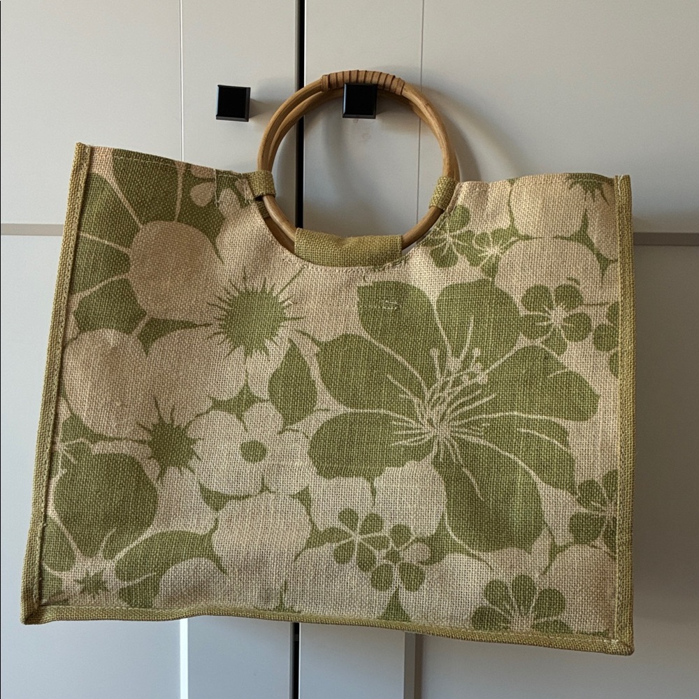 Elegant Floral Tote Bag with Bamboo Handles